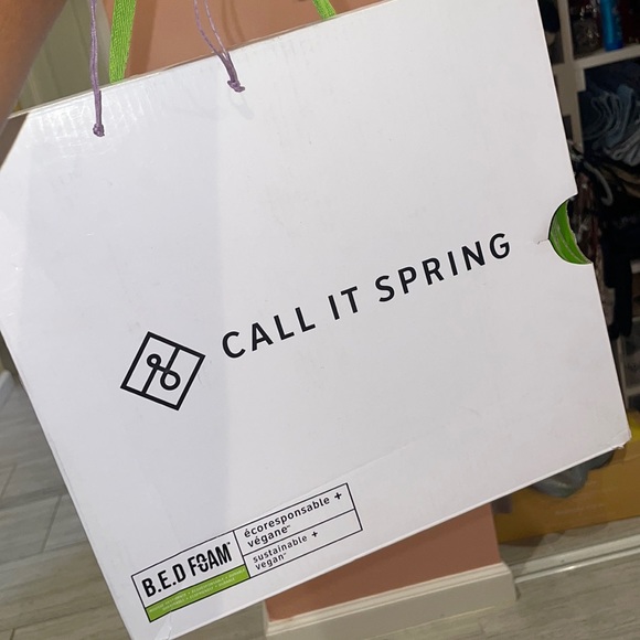 Veronique Pointed Toe Ankle Tie Pump 👠 - Picture 5 of 5